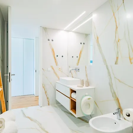 Puro Gold 아파트 *