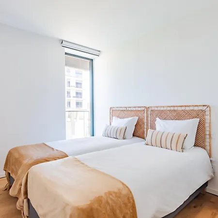 Puro Gold 아파트 *