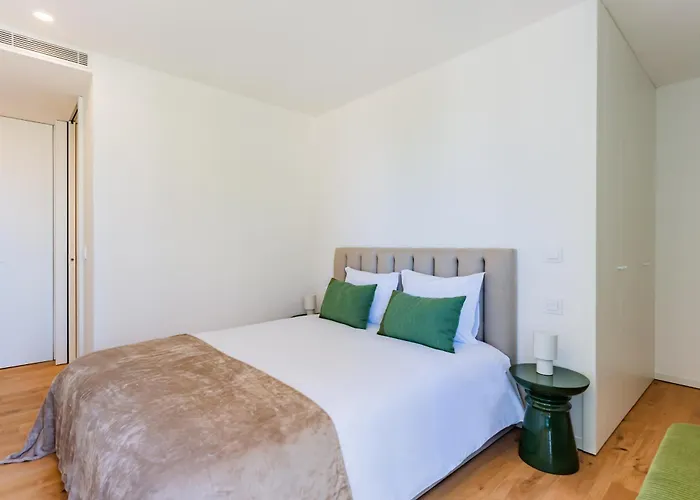 Puro Gold Apartment *